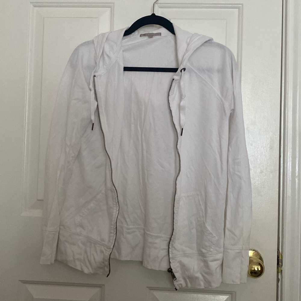 White Gap zip-up hoodie